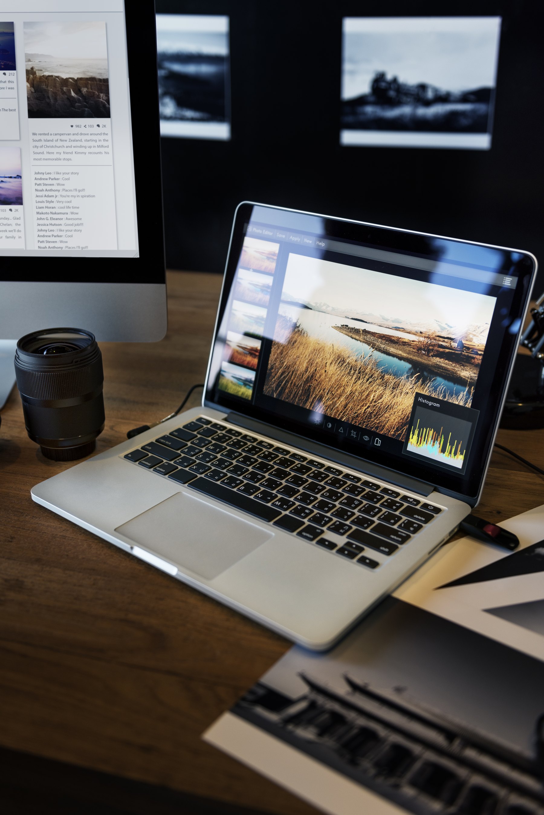 Ordinateur utilisé pour classer et retoucher des photos